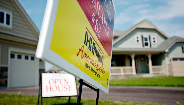 Sales of new homes in November are falling more than expected, and building owner stocks are falling

