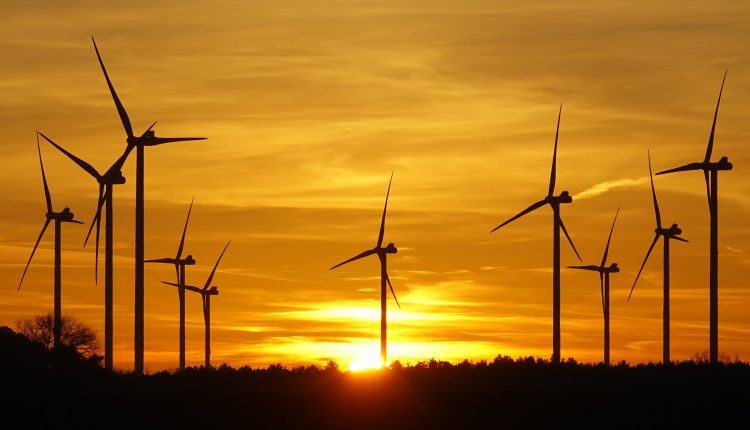 Trump's threat to veto $ 900 billion puts major climate laws at risk

