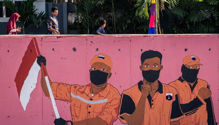 Indonesia will take at least a year to achieve Covid's "herd immunity": Minister

