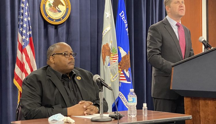 Fiat Chrysler pays $ 30 million to settle federal corruption investigation

