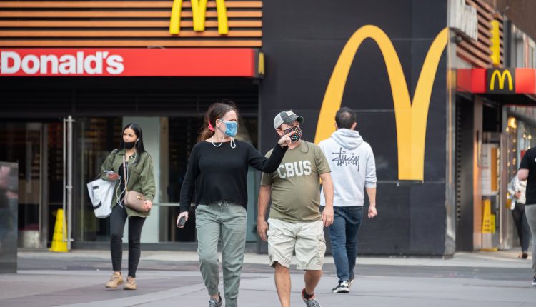 Missing estimates for McDonald's (MCD) fourth quarter 2020 earnings

