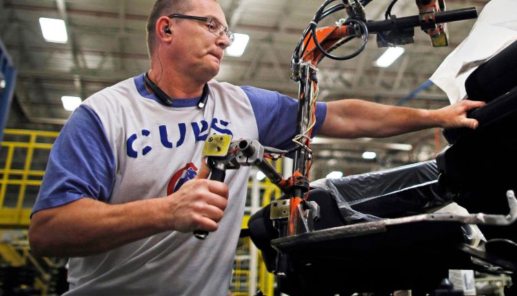 The CBO report foresees a rapid recovery in growth and a revitalization of the workforce by 2022

