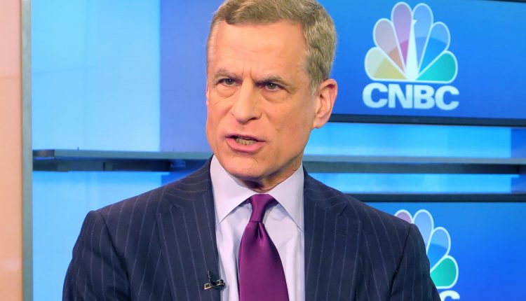 Kaplan, president of the Dallas Fed, stresses that more spending is needed to sustain the economic recovery

