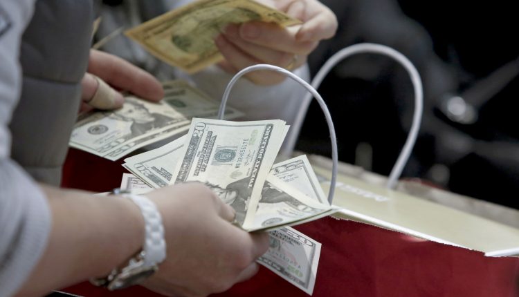 Household debt climbs to $ 14.6 trillion on a record-breaking surge in mortgage lending

