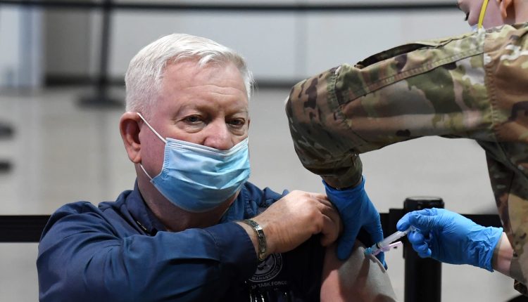 FEMA is soliciting offers for contracts valued at $ 3 billion to recruit medical staff for Covid vaccination centers

