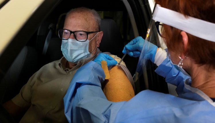 The British coronavirus variant "on the way to conquer the world," says the geneticist

