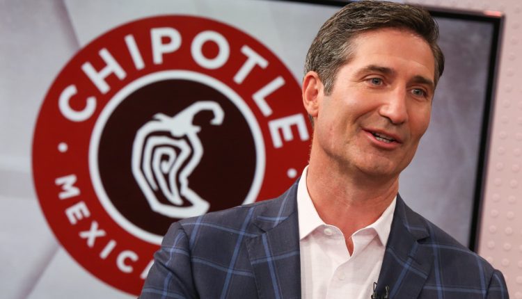 Chipotle will link executive pay with environmental and diversity goals

