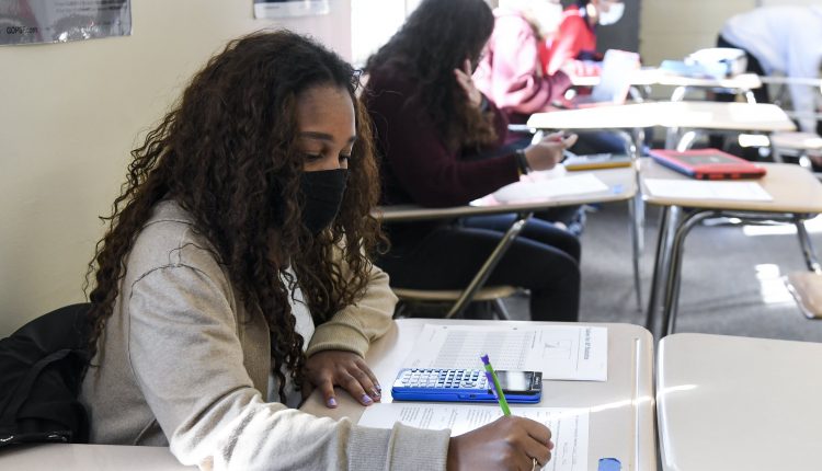 CDC shortens social distancing guidelines for schools with masks to 3 feet

