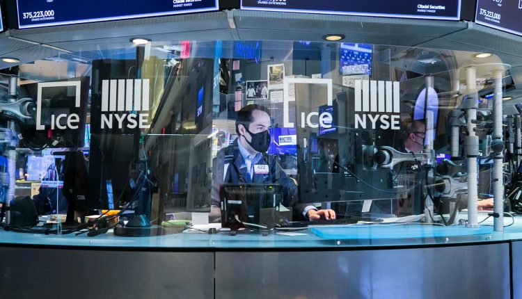 5 things you should know before the stock market opens on Monday April 26th

