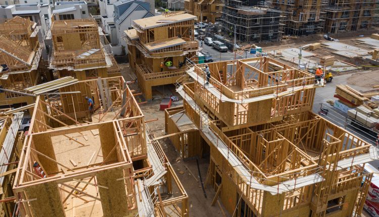 Builders have a high level of trust, but rising costs involve great risks

