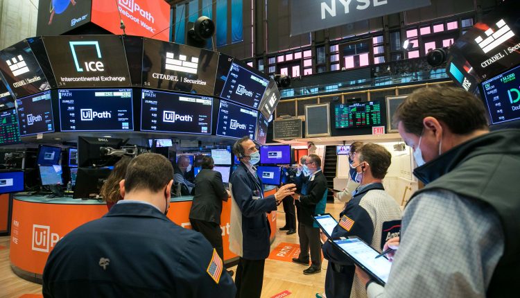 5 things to know before the stock market opens on Friday April 30th

