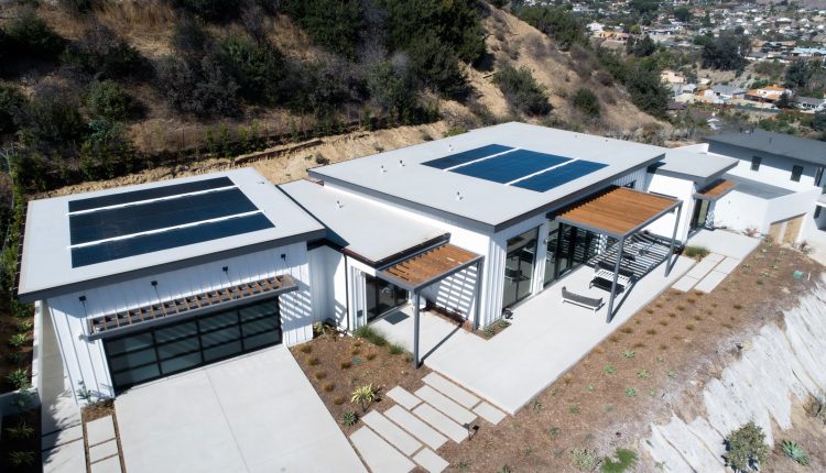 Climate change creates demand for off-grid houses


