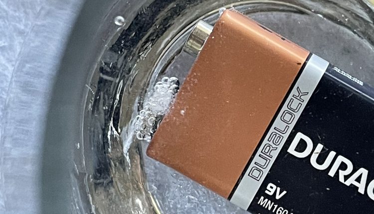 The guard finally wakes up with the climate-friendly joke of the hydrogen economy - what does that matter?

