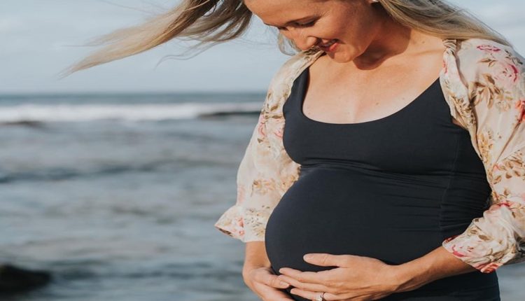 Tia-Clair Toomey announces pregnancy with first child and will miss 2023 CrossFit season

