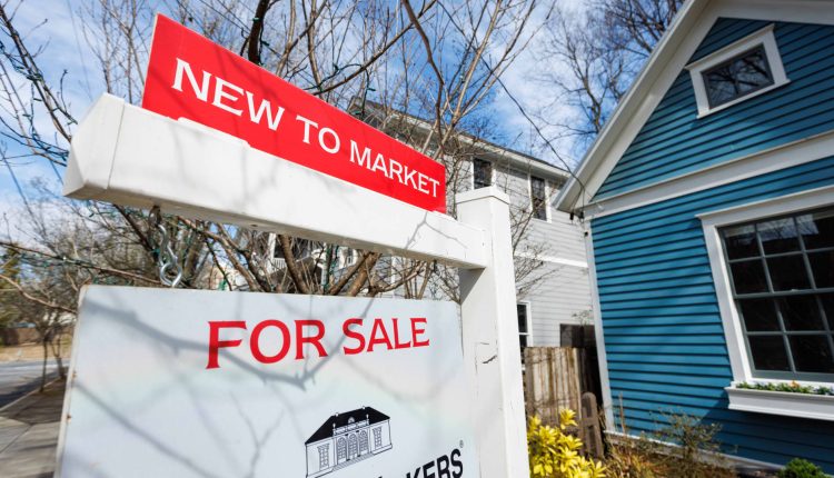 Despite rising interest rates, mortgage demand is recovering slightly

