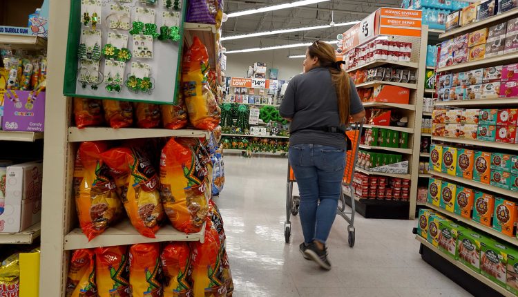 Wholesale prices are down 0.1%, retail sales are falling


