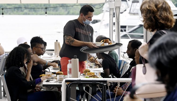 Here you will find the job offers for May 2023 – in a graphic

