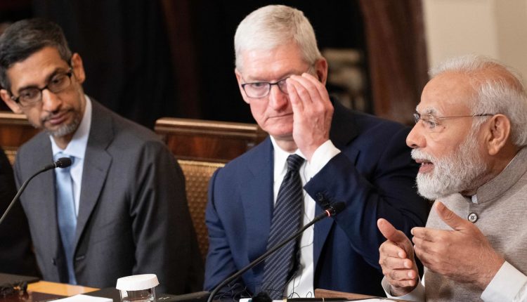 Tim Cook and Apple tech executives meet Indian Prime Minister Modi

