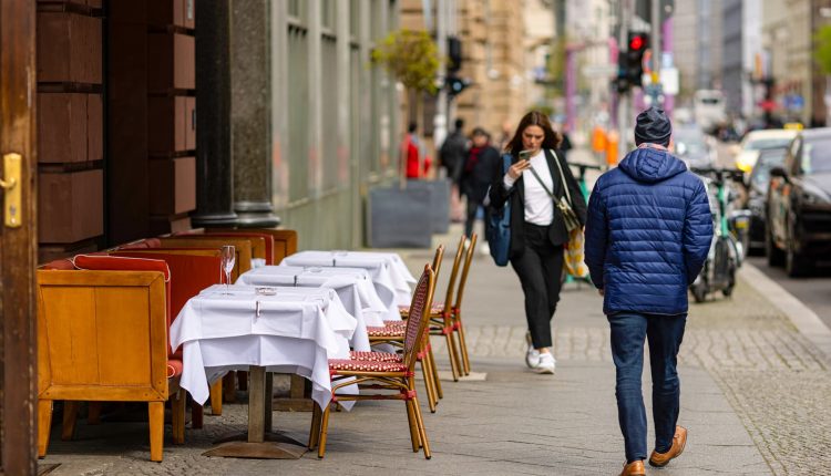 Business activity in Europe is slowing down

