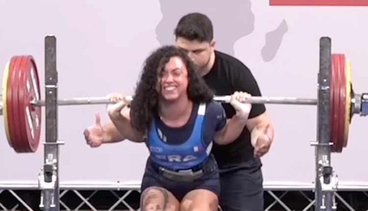 Prescillia Bavoil (69kg) breaks world squat records at 2023 IPF World Championships

