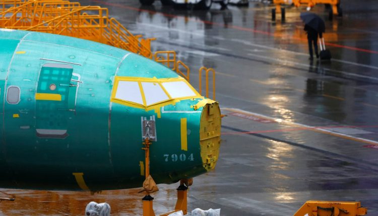 Boeing says a new 737 Max flaw will slow airplane deliveries