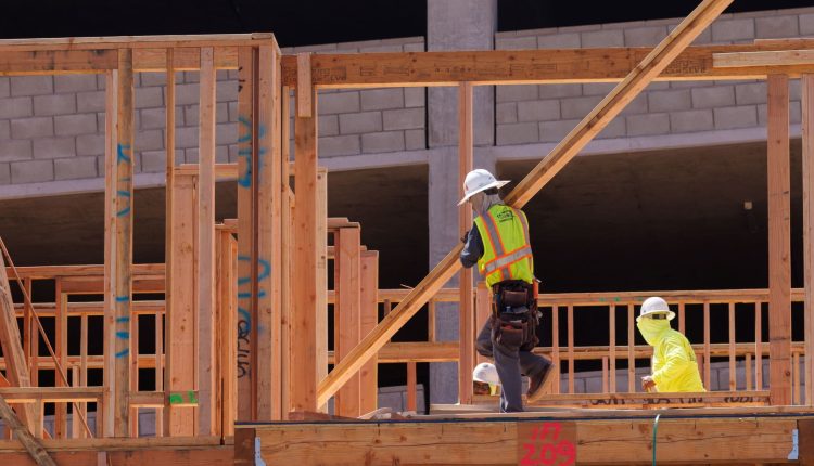 Housing industry urges Powell and Fed to stop raising interest rates