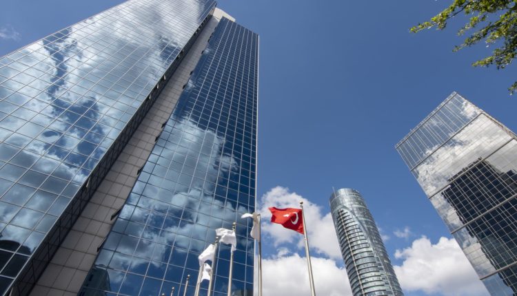 Turkish annual inflation soars to 67% in February