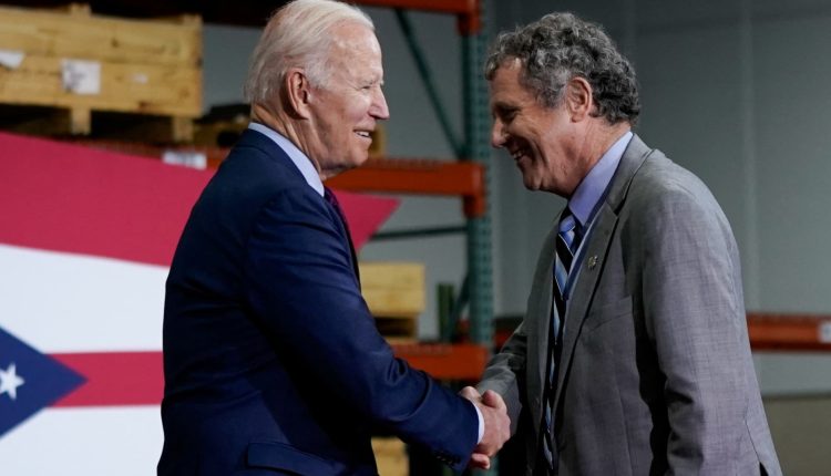 Sherrod Brown calls on Biden to drop out of the race against Trump and joins other Democrats

