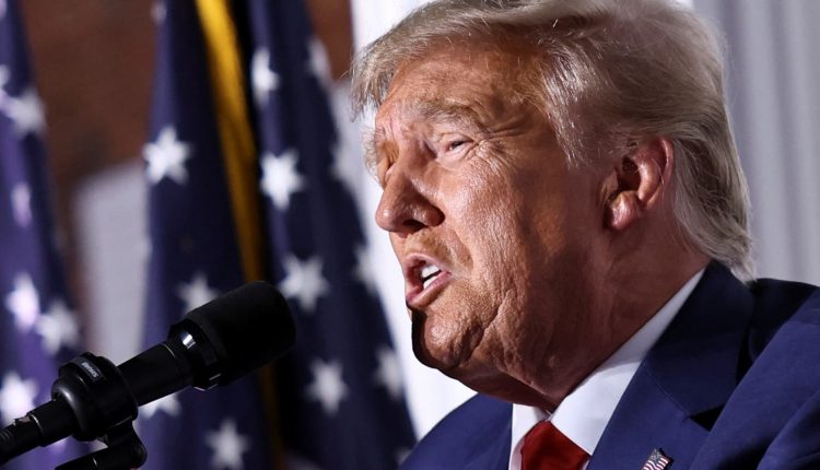 Smith asks appeals court to overturn dismissal

