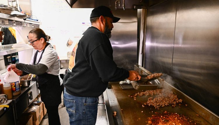 New report: Latino economic output in the US rises to $3.6 trillion

