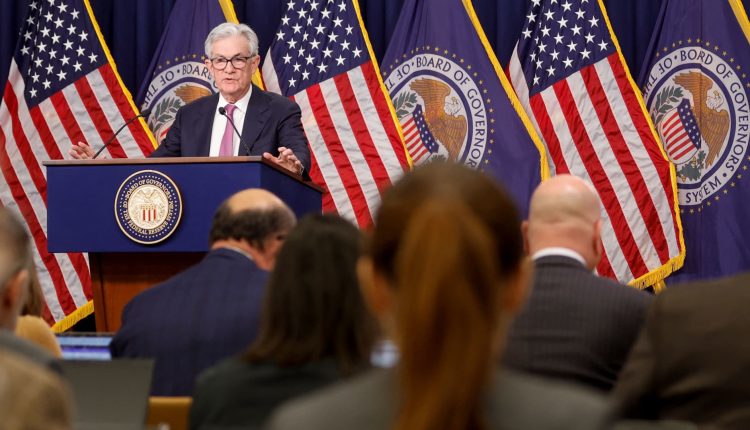 How Federal Reserve Interest Rate Policy Affects Mortgages

