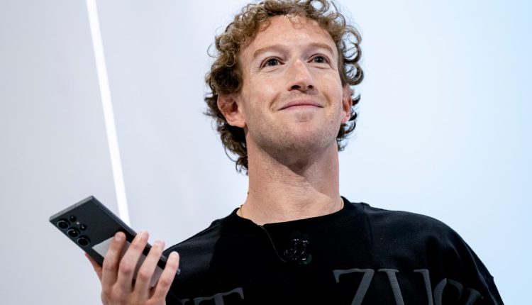Mark Zuckerberg accuses Apple of a lack of innovation and “random rules.”

