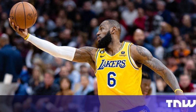 The NBA tests a new intelligent basketball in Europe

