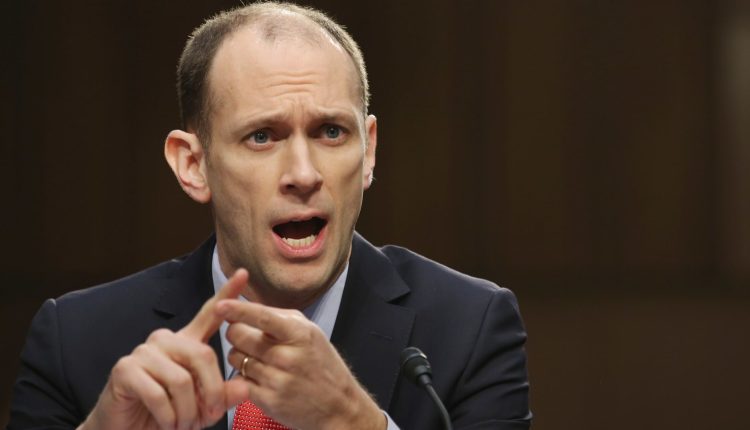 The President of Chicago Fed Gaysbee sees interest cuts depending on the progress of inflation

