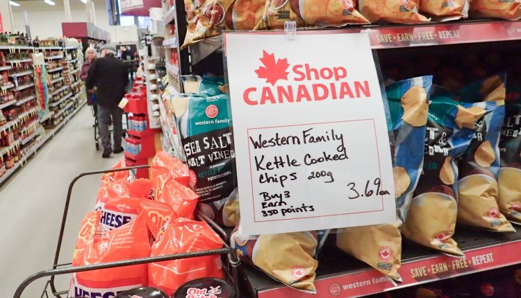 Canada plays the economic muscle when the collective bargaining continues

