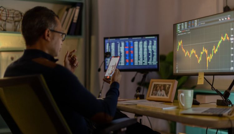 How to protect your nestei from tariff volatility near the retirement

