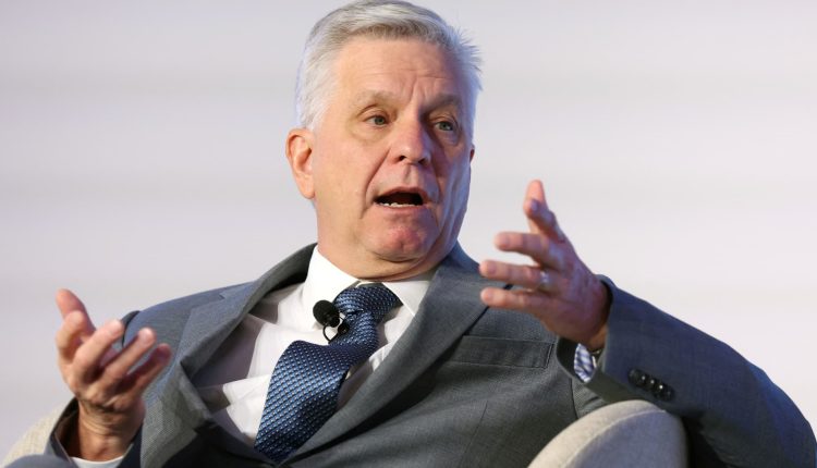 Fed governor Waller sees the tariff inflation in comparison "Tush Push" as "temporary"

