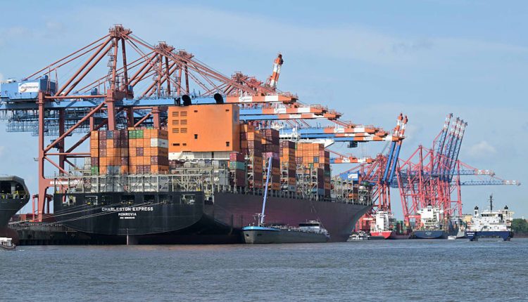 The World Bank reduces 2025 growth prospects to 2.3%when trading tariffs weigh

