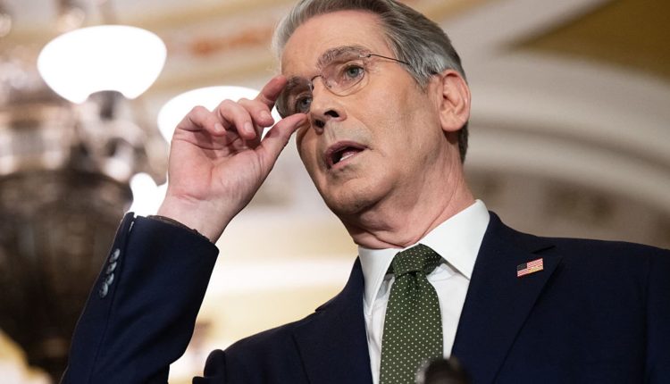 Finance Minister Bessent calls for a review of the entire Federal Reserve

