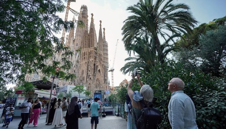 Why the Spain economy is doing so well

