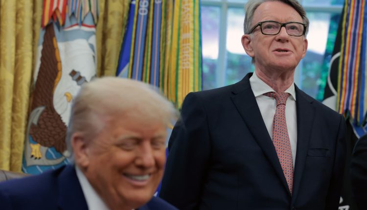 Great Britain sacs US ambassador Peter Mandelson on Epstein left

